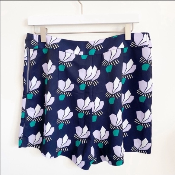 ANTHROPOLOGIE Mare Mare Navy And Purple Lotus Shorts NWT - Picture 3 of 8